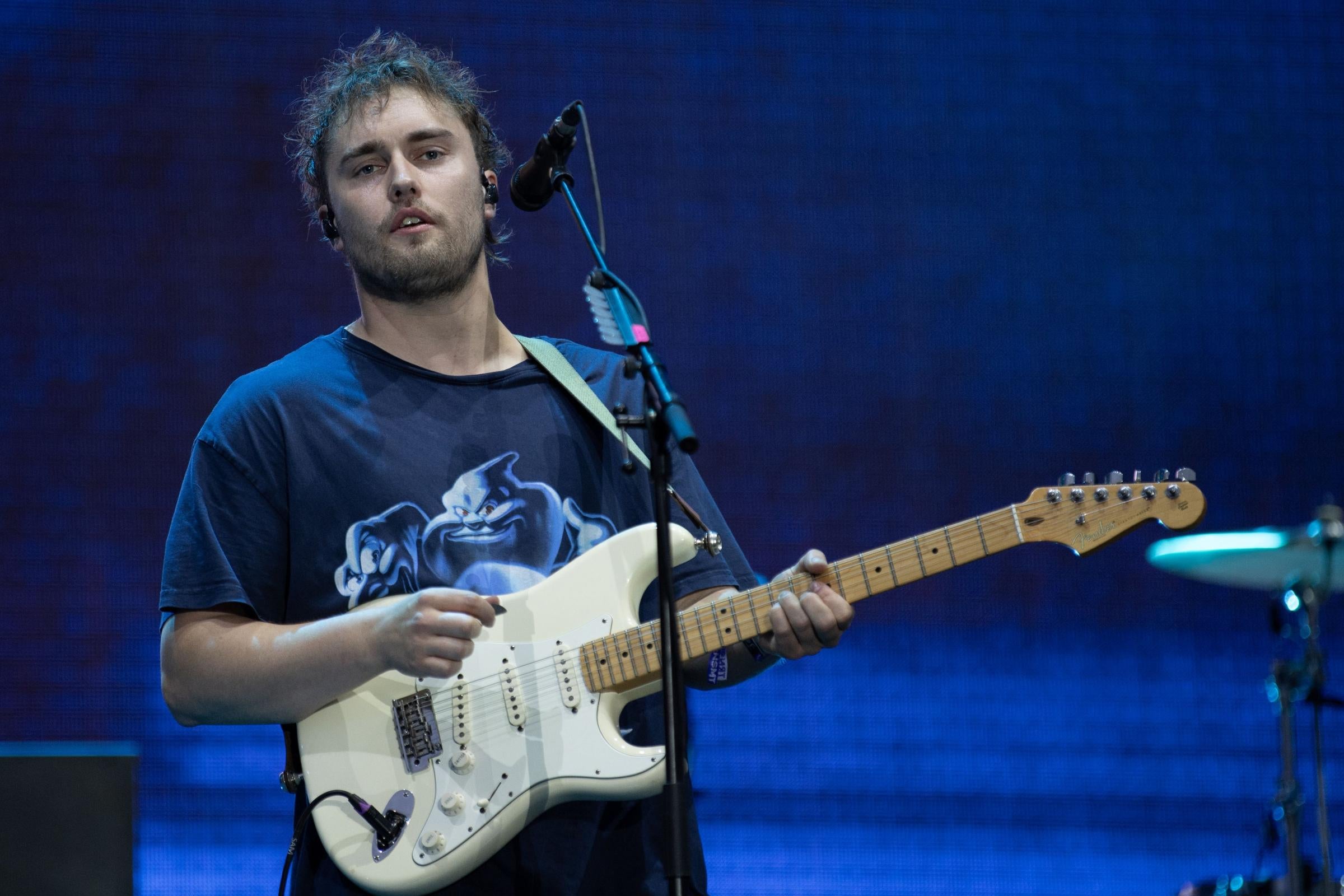 Best Sam Fender Lyrics for Your Instagram Captions