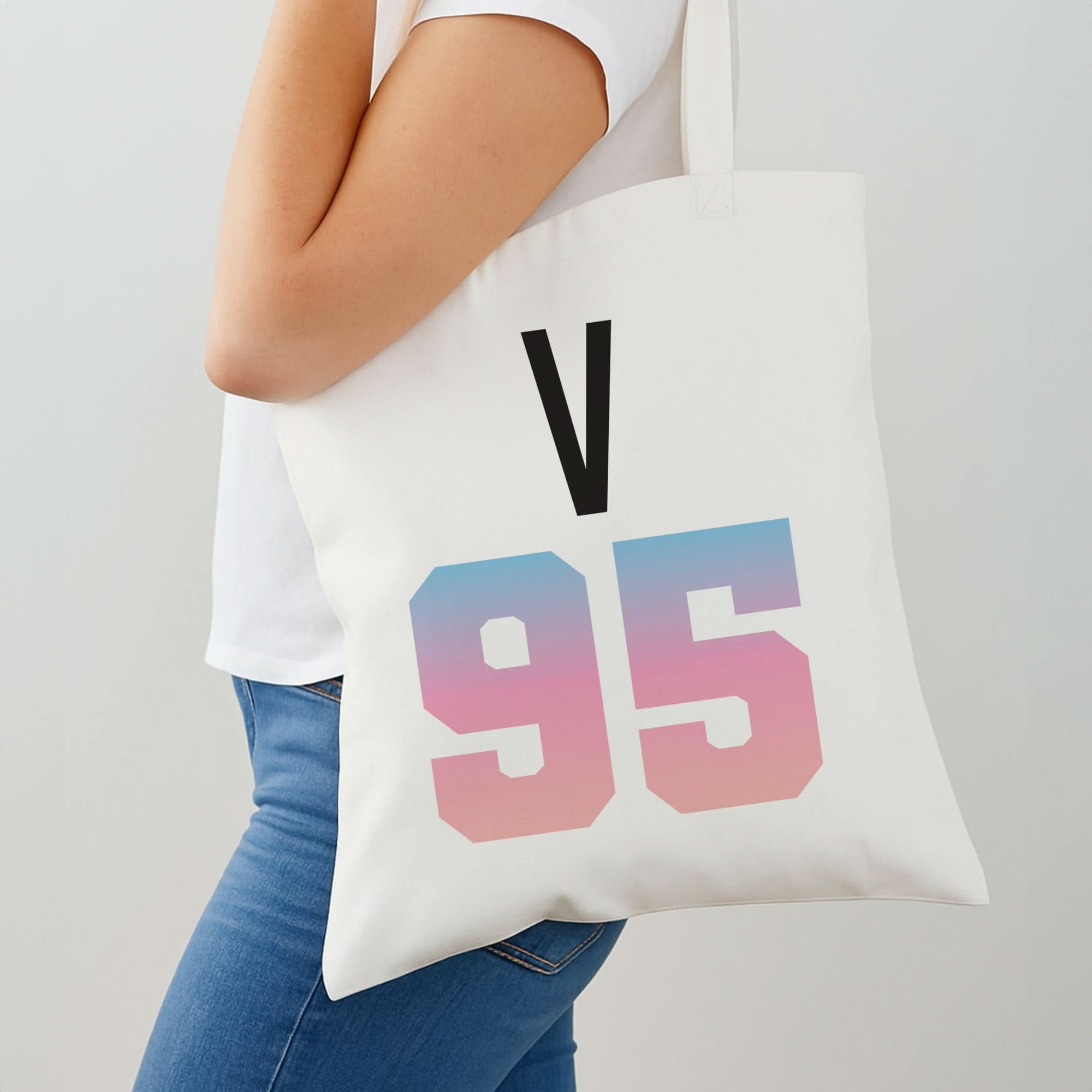 V 95 Shoulder Bag