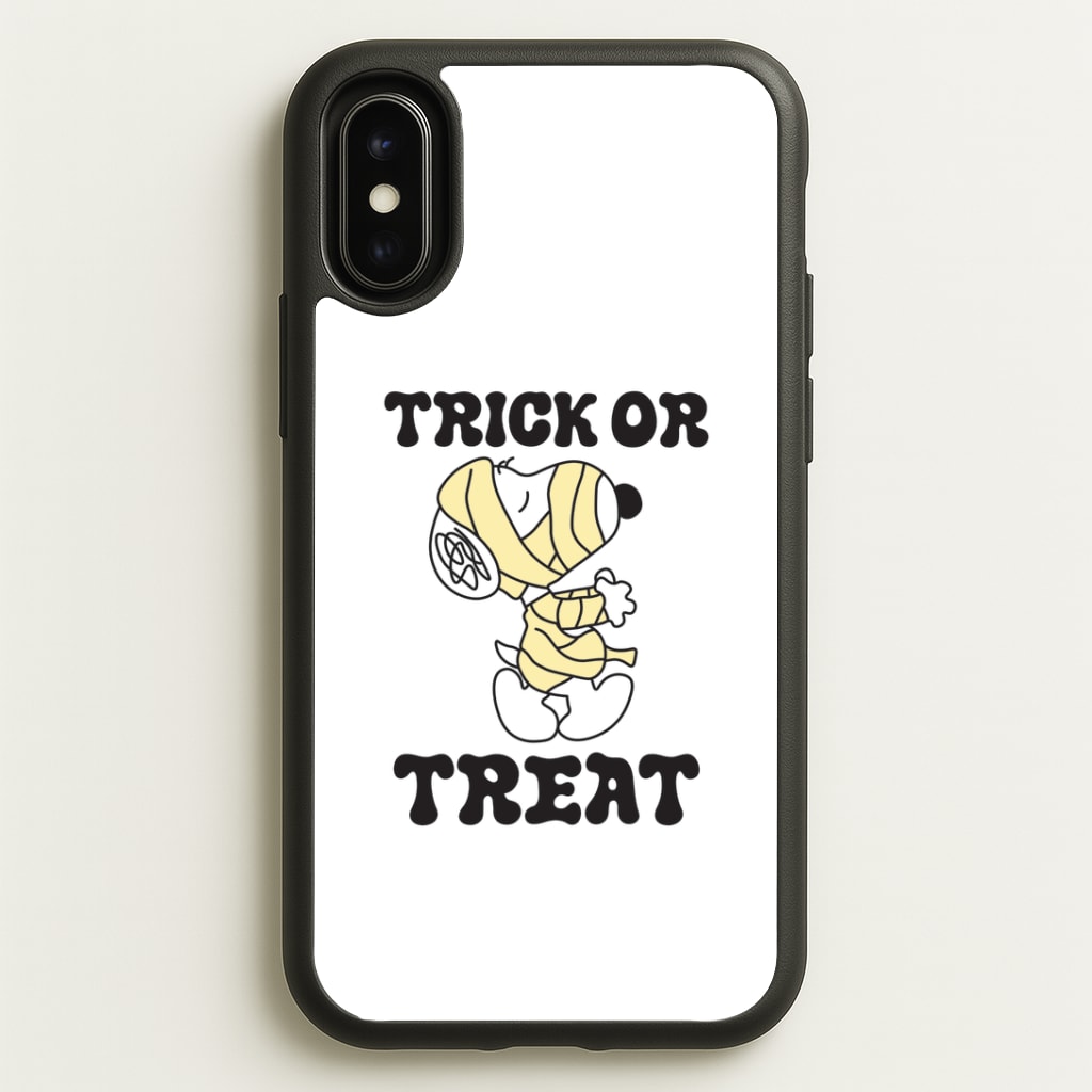 Trick Or Treat Cartoon Beagle iPhone X / XS Case