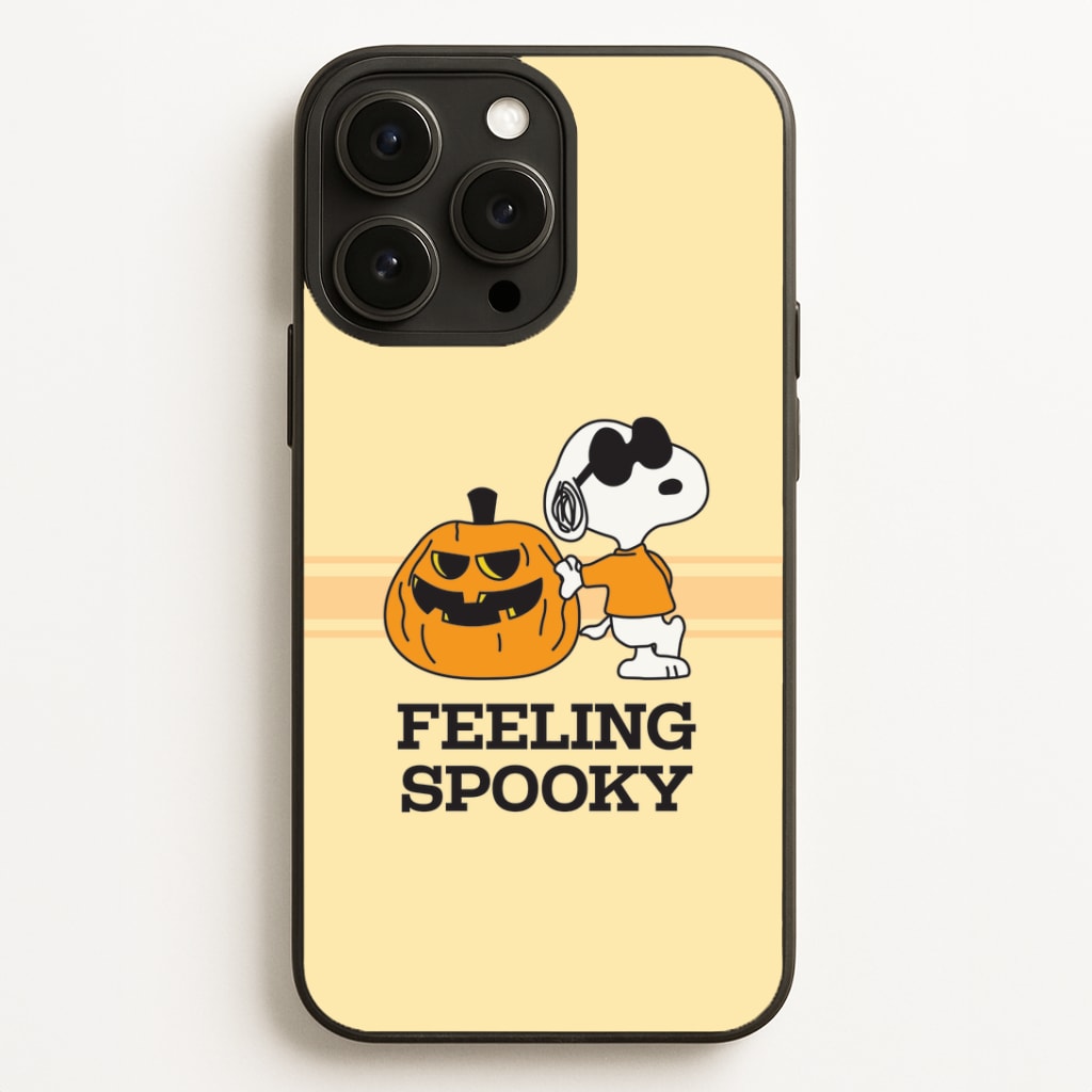 Feeling Spooky Cartoon Beagle iPhone 12 Pro Max Case