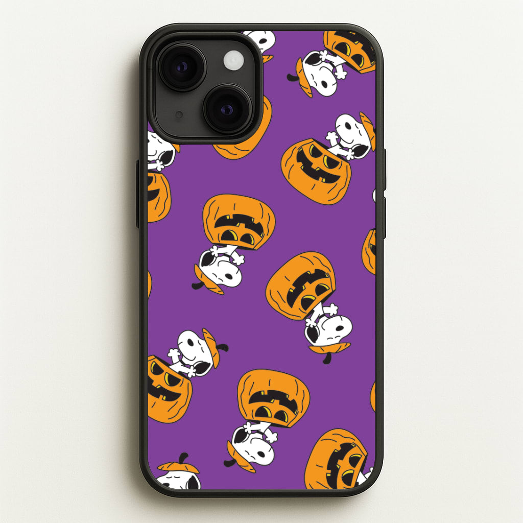 Cartoon Beagle Pumpkin Pattern iPhone 13 Case