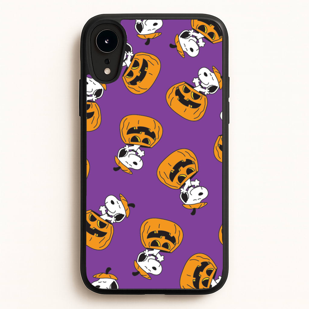 Cartoon Beagle Pumpkin Pattern iPhone XR Case