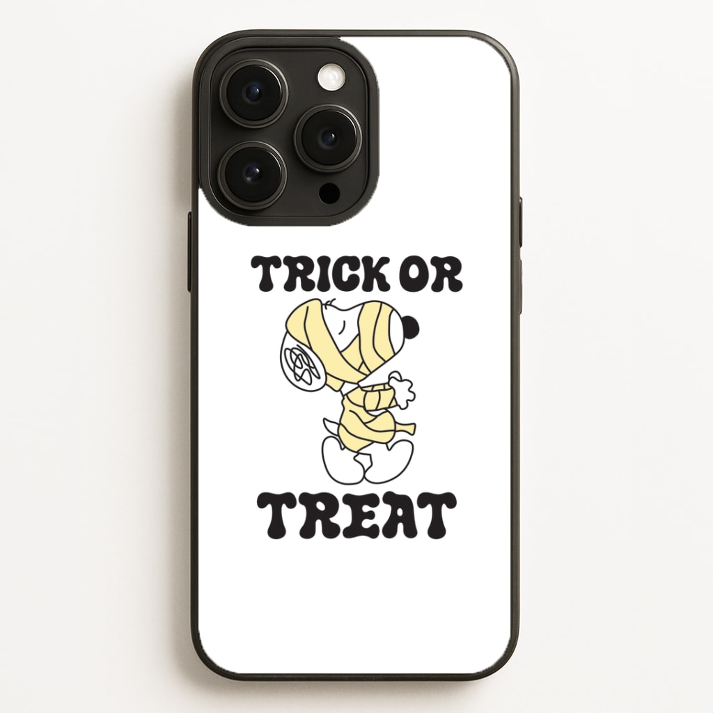 Trick Or Treat Cartoon Beagle iPhone 16 Pro Case