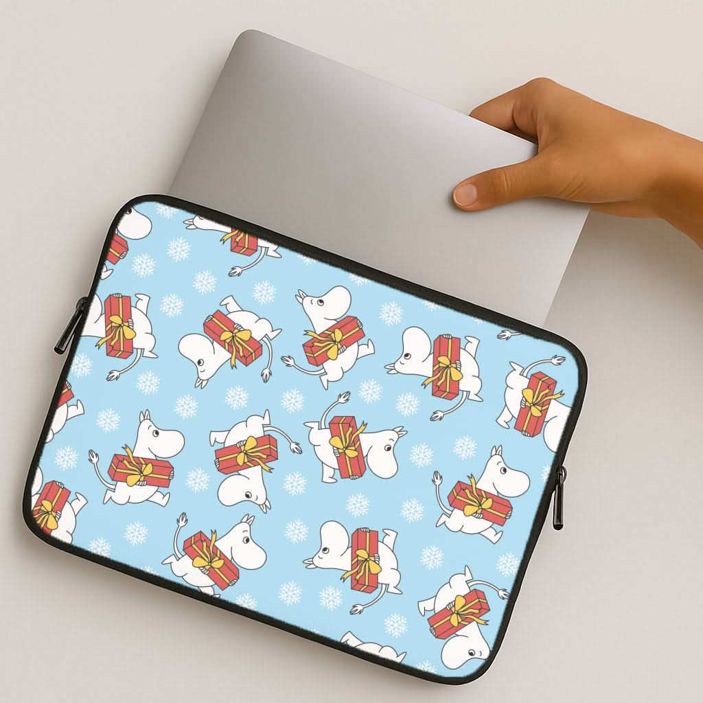 Present And Snowflakes Moom Pattern MacBook Cover