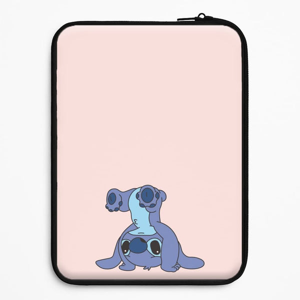 Cute Blue Alien Handstand Universal Laptop Sleeve