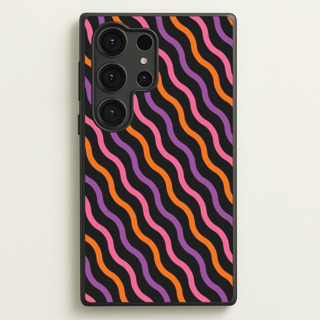 Wavy Abstract Halloween Pattern Galaxy S25 Ultra Case