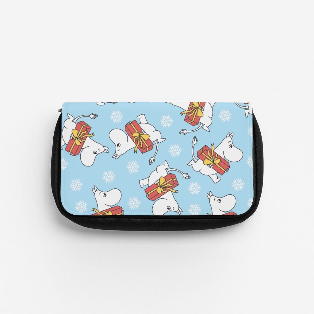 Present And Snowflakes Moom Pattern Pencil Case