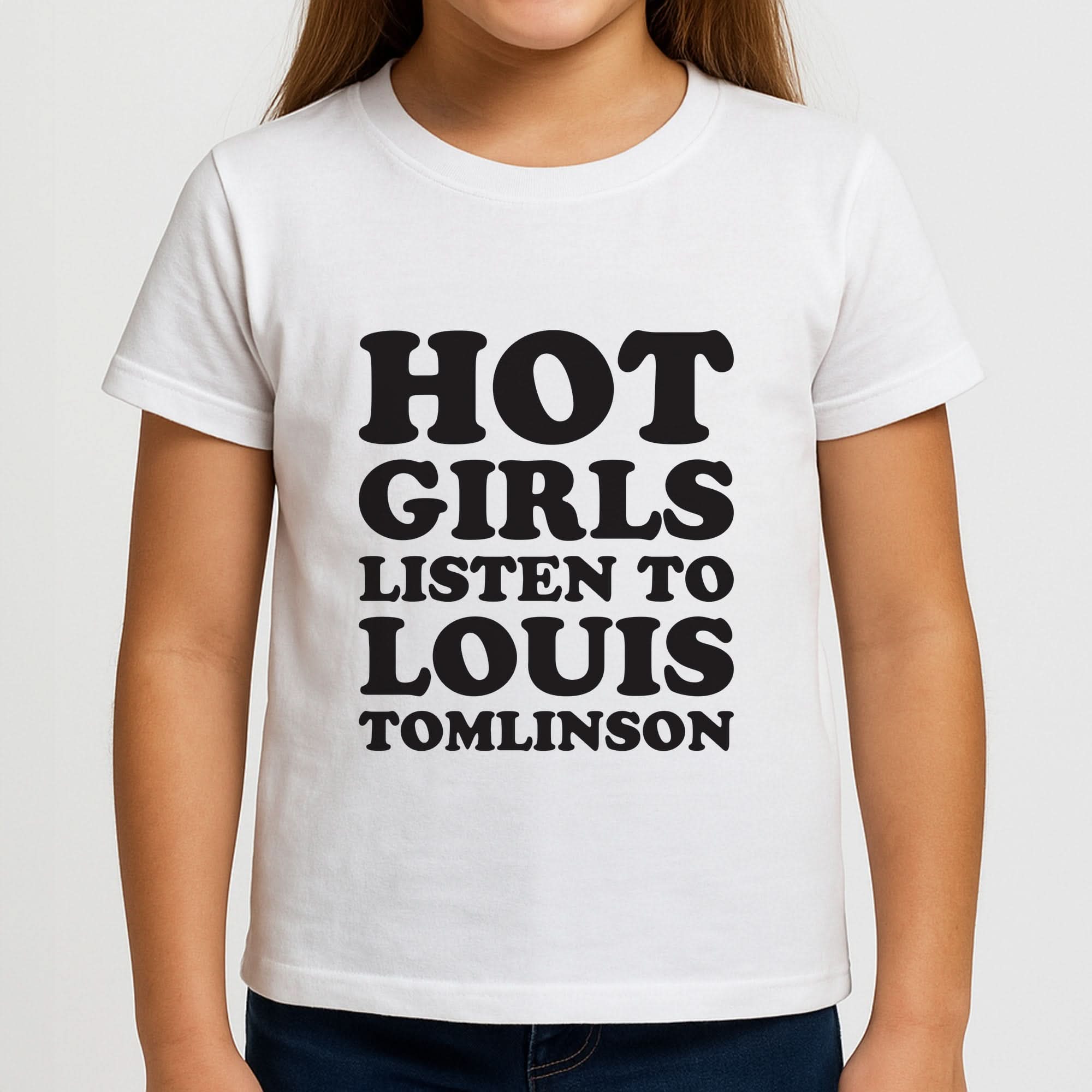 Hot Girls Listen To Louis Girls T-Shirt