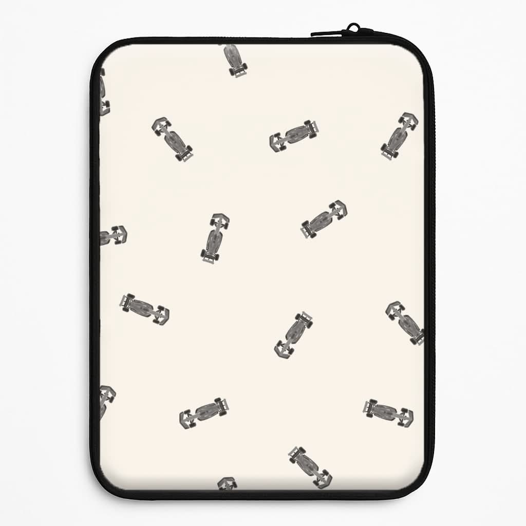 Race Cars Pattern Off White Universal Laptop Sleeve