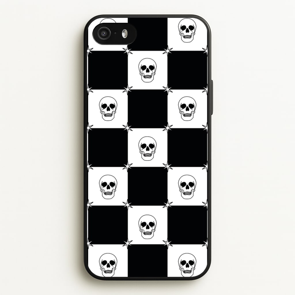 Checkered Skulls Pattern iPhone 5 / 5s / SE 2016 Case