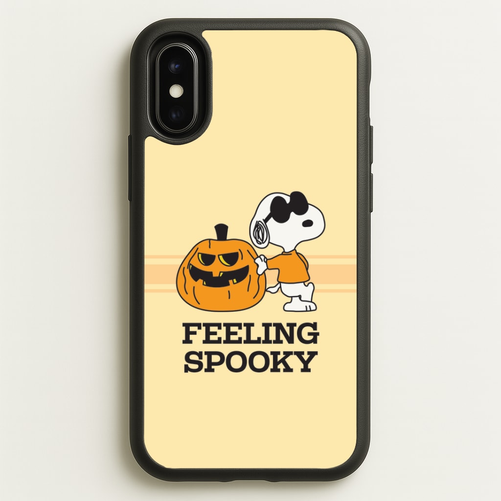 Feeling Spooky Cartoon Beagle iPhone X / XS Case