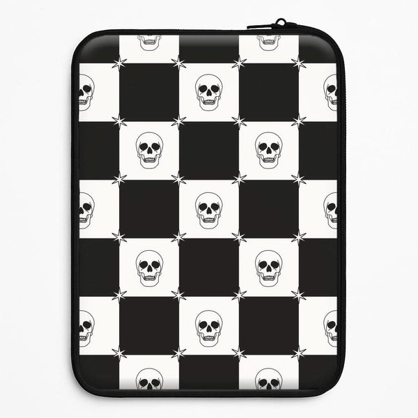 Checkered Skulls Pattern Universal Laptop Sleeve