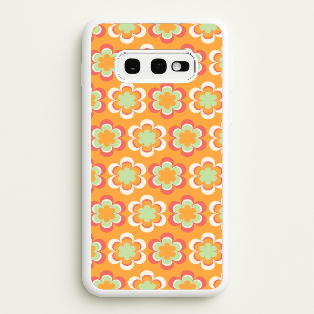 Orange Retro Flowers Pattern - Abstract Patterns Phone Case for Galaxy S10e
