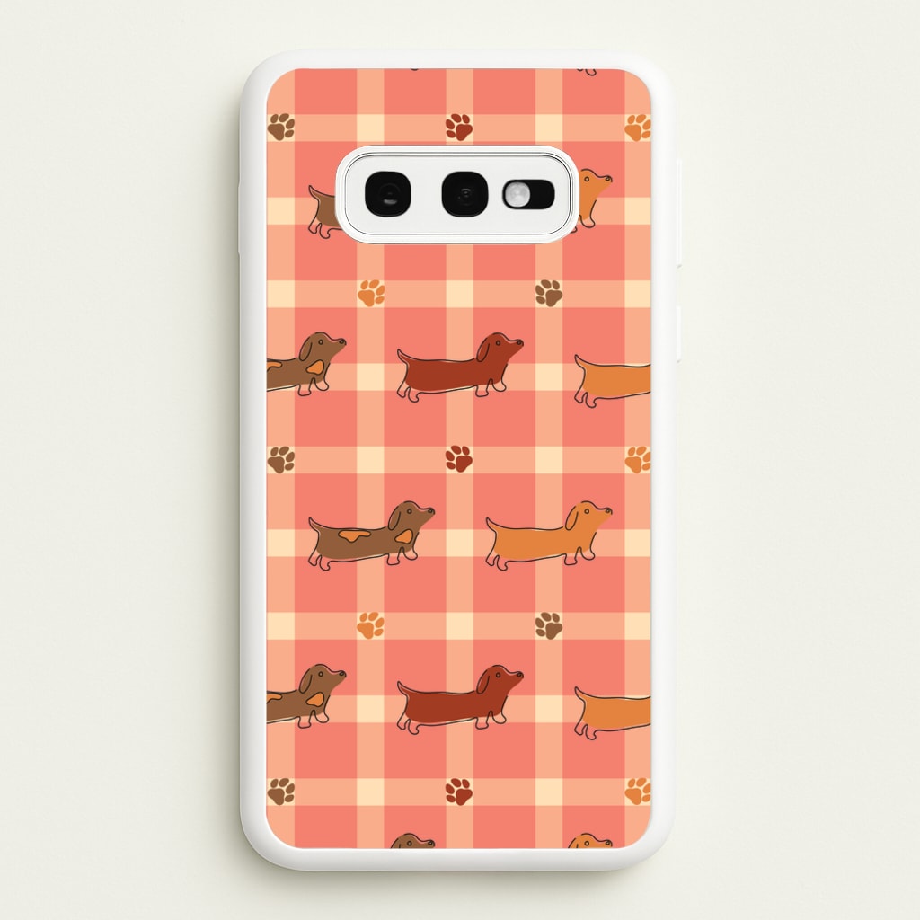 Tartan Dachshunds And Paws Pattern - Dog Patterns Phone Case for Galaxy S10e