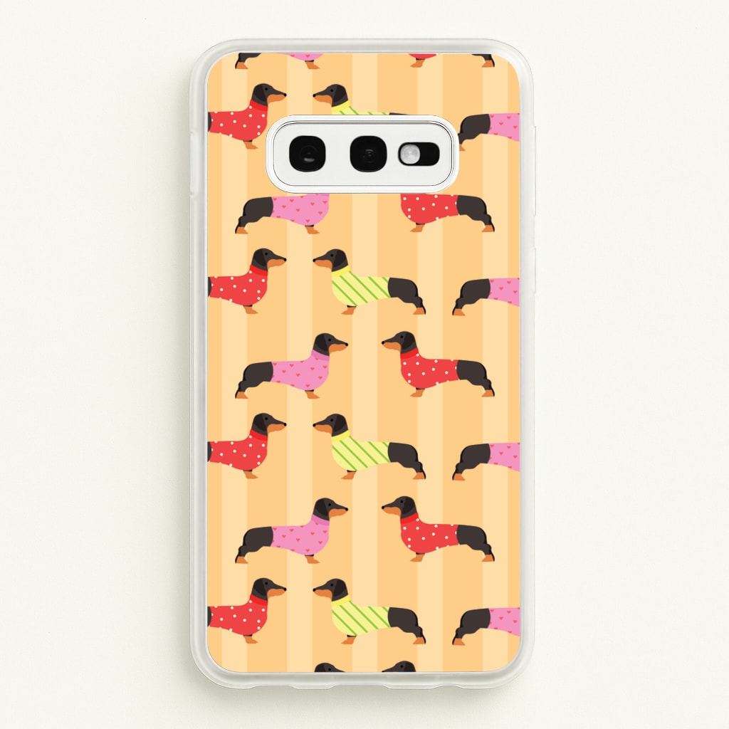 Dachshunds In Sweaters Pattern - Dog Patterns Phone Case for Galaxy S10e