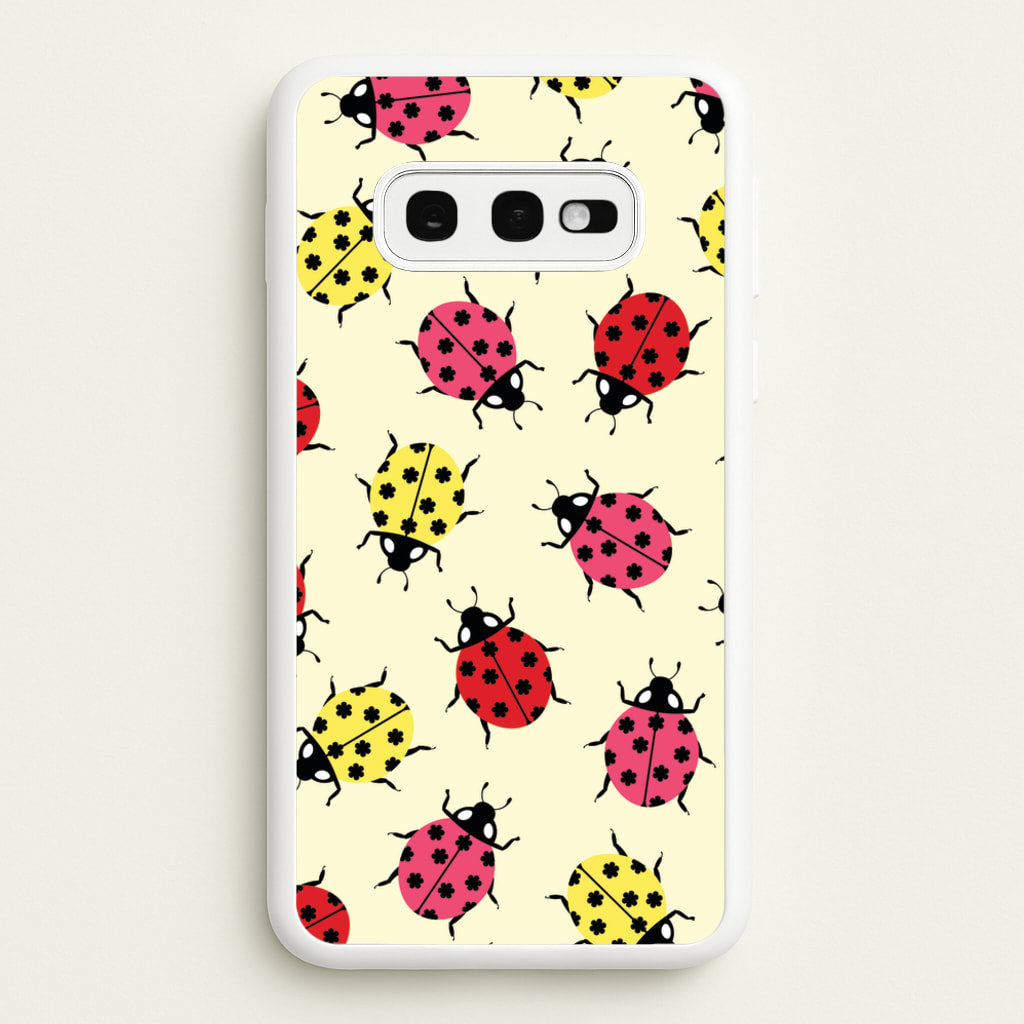Ladybugs With Flower Spots Pattern - Patterns Phone Case for Galaxy S10e