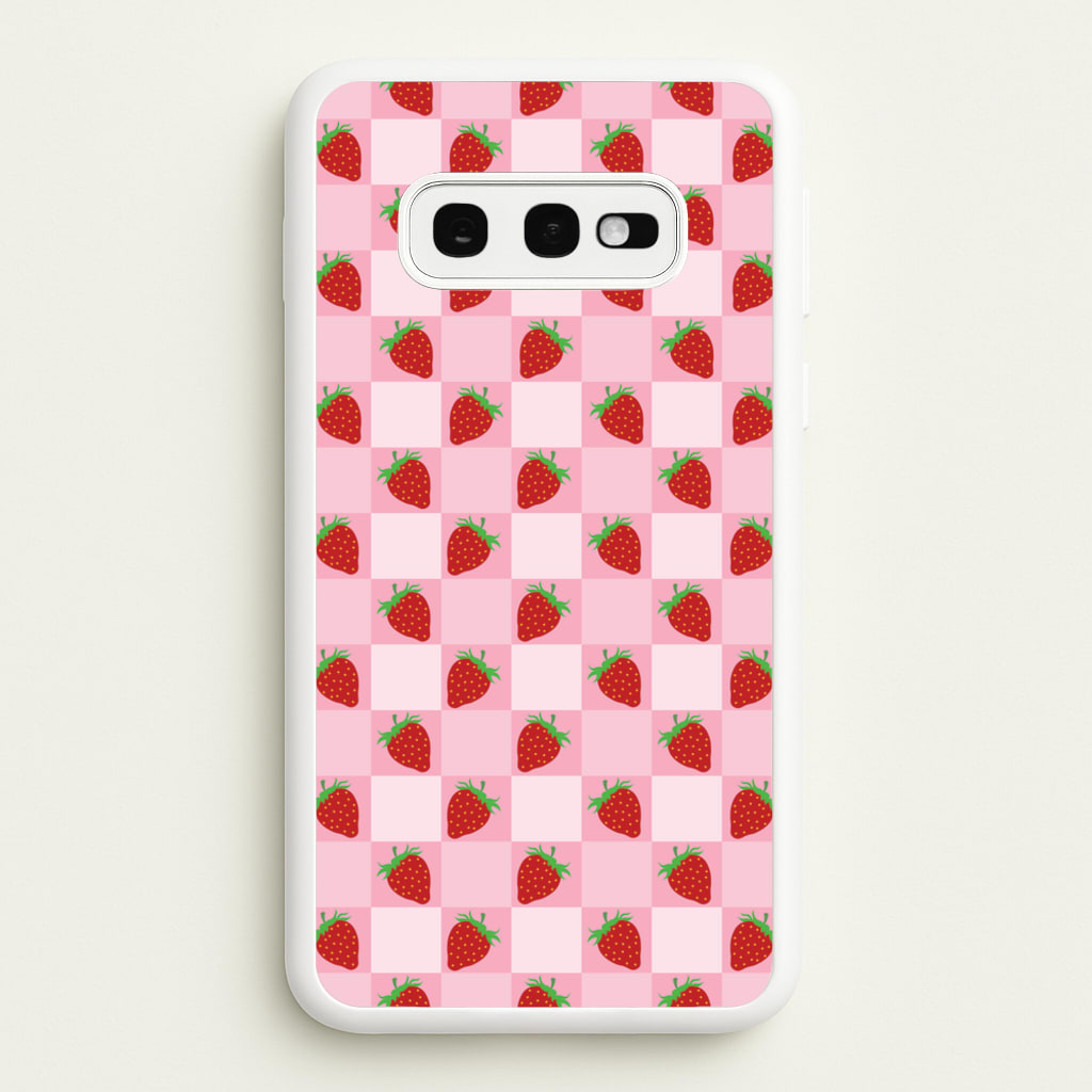 Checkered Strawberries Pattern - Fruits Phone Case for Galaxy S10e