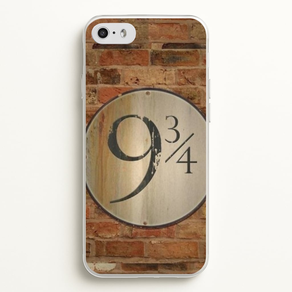 Platform 9 and 3 Quarters - Phone Case for iPhone 5 / 5s / SE 2016