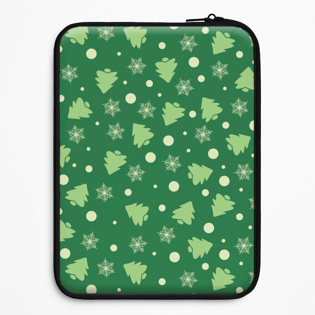 Cartoon Christmas Trees And Snowflakes Pattern Laptop Sleeve