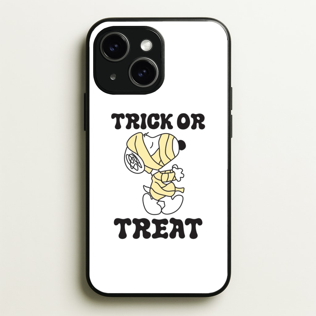 Trick Or Treat Cartoon Beagle iPhone 15 Plus Case