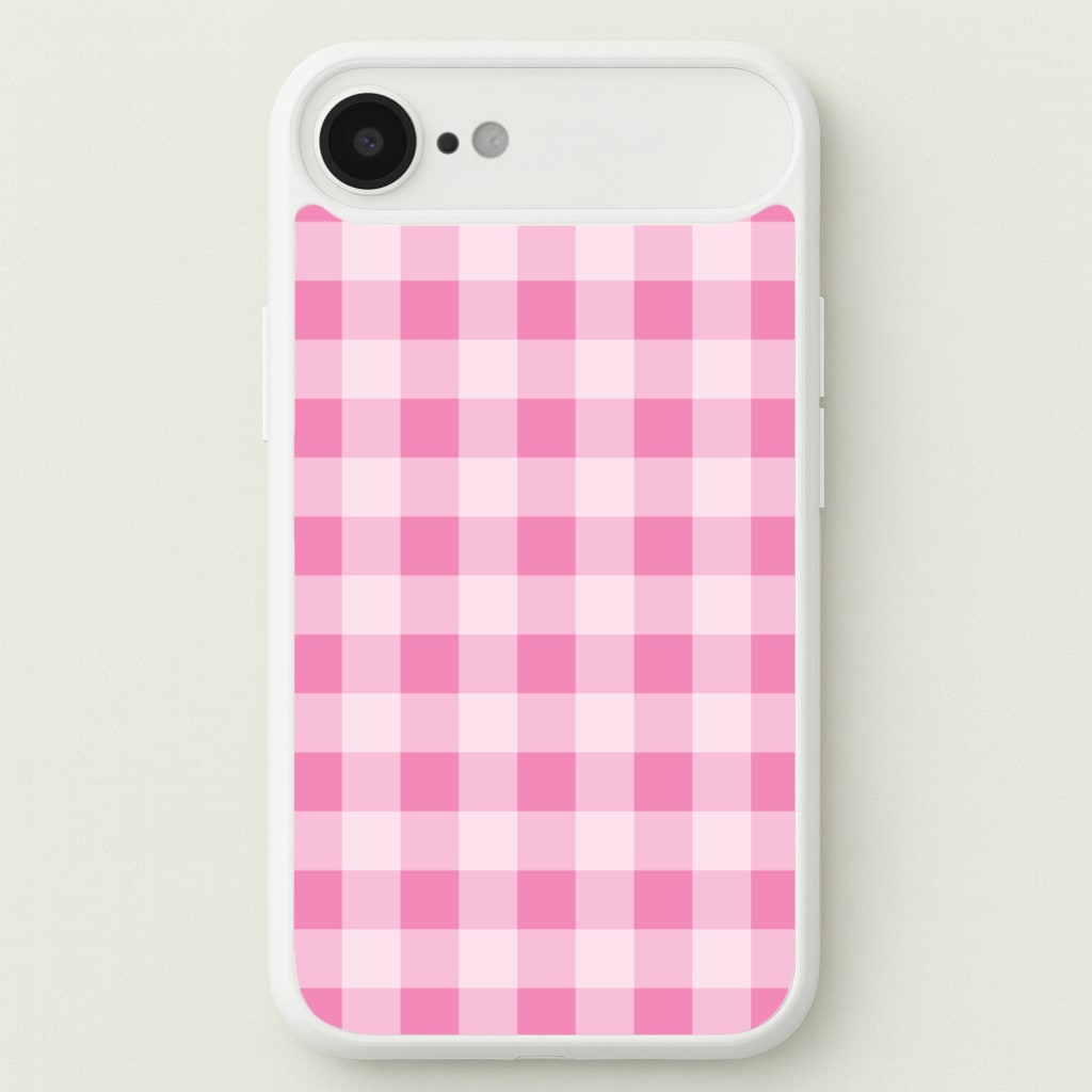 Strawberry Gingham iPhone 17 Air Case