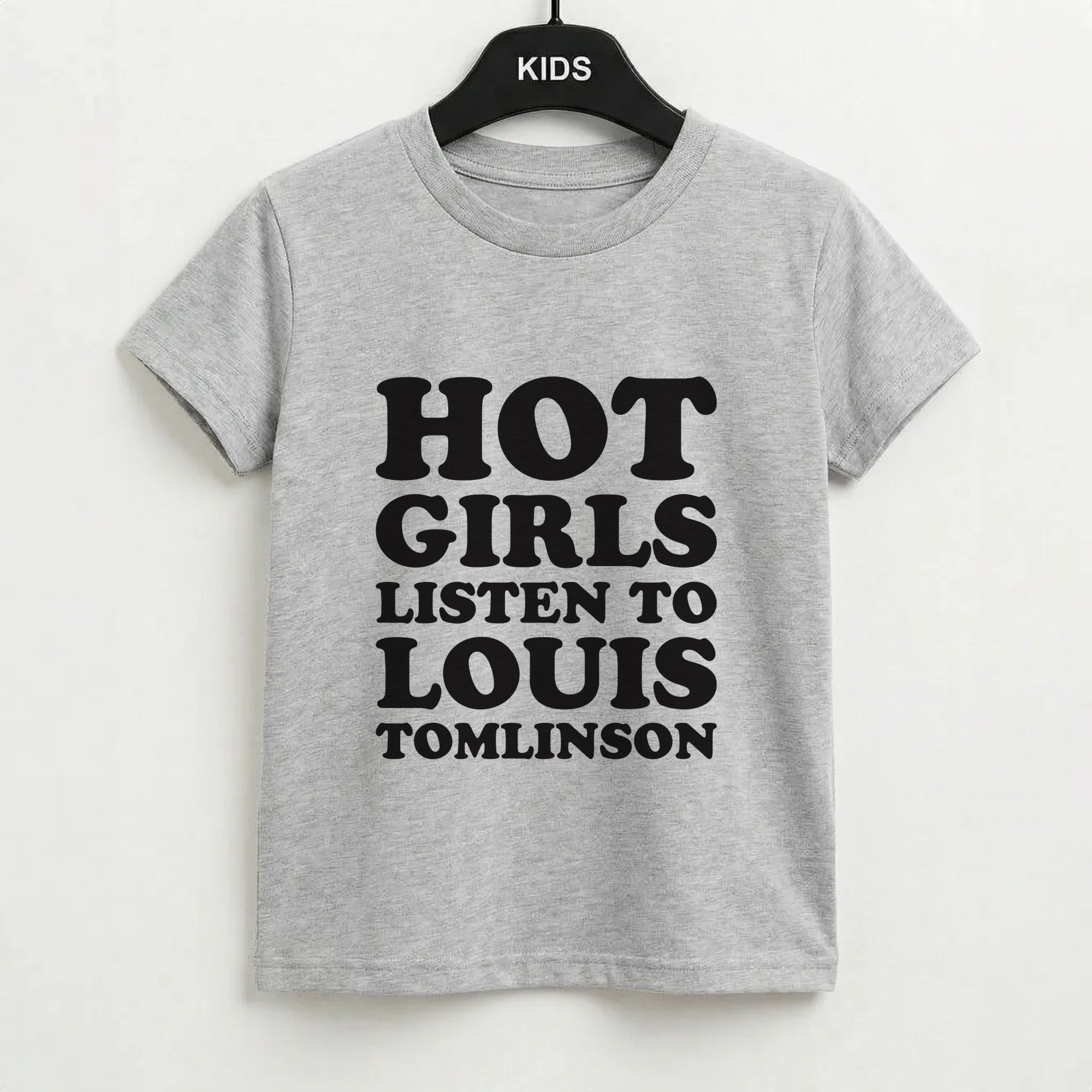 Hot Girls Listen To Louis Kids T-Shirt