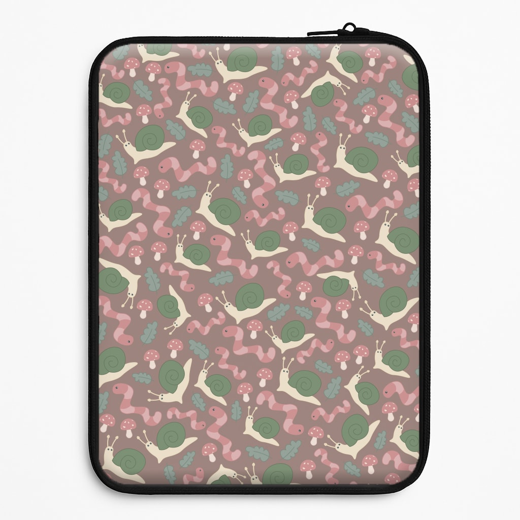 Snails - Animal Patterns Laptop Sleeve