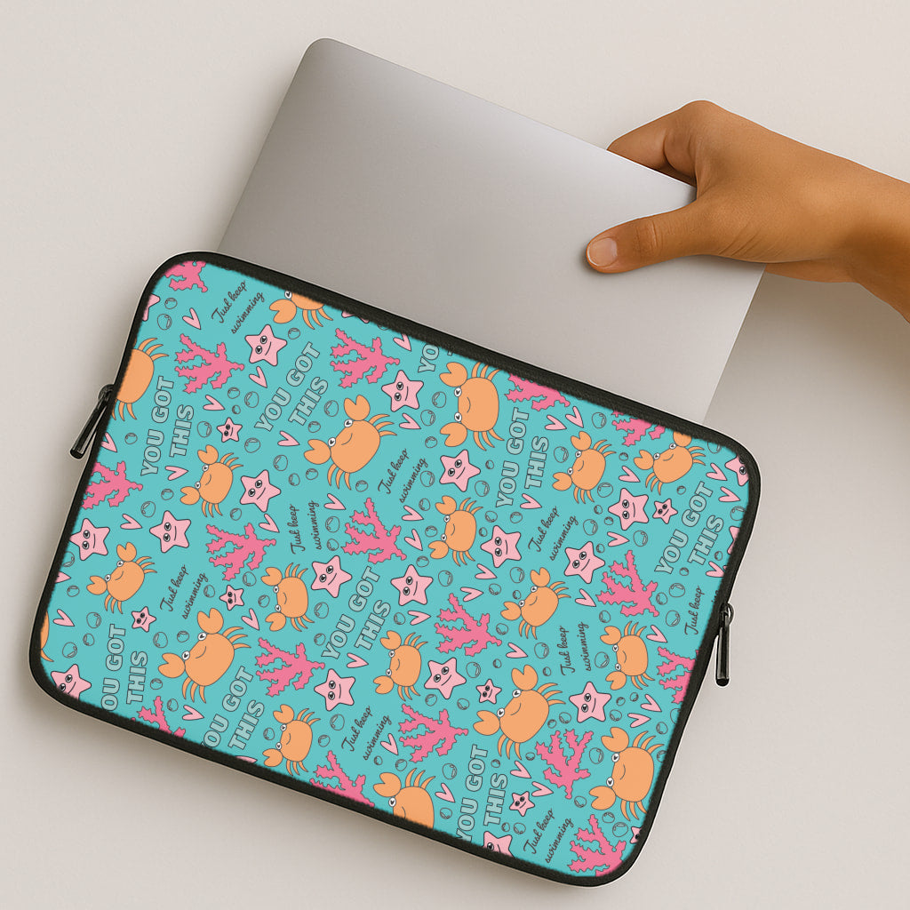 Crabs - Animal Patterns MacBook Case