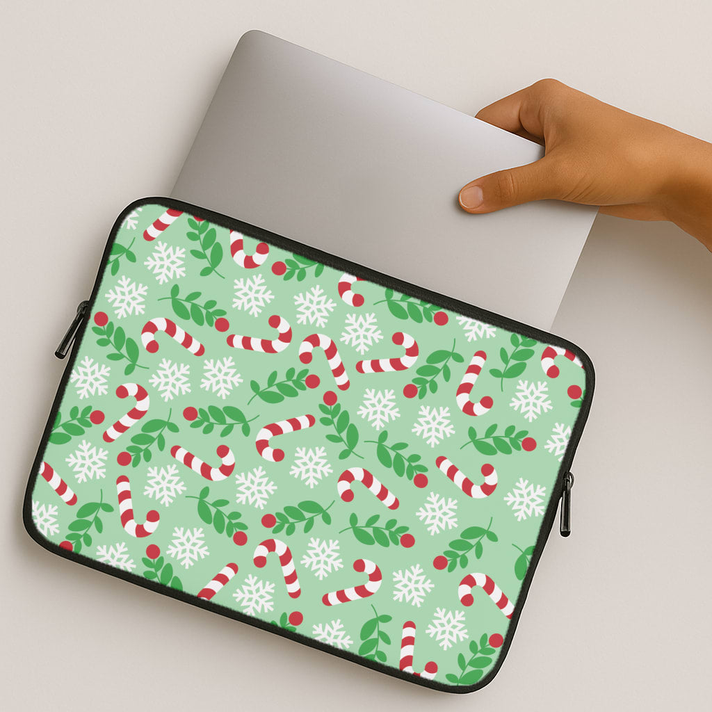 Snow Green Pattern MacBook Case