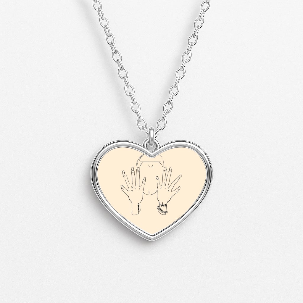 Versan Face Heart Necklace
