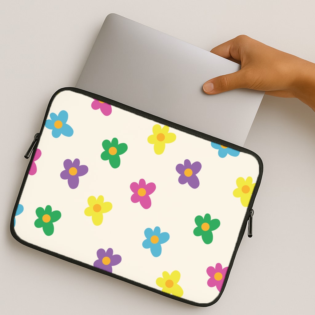 Cute Flower Pattern - Floral MacBook Case