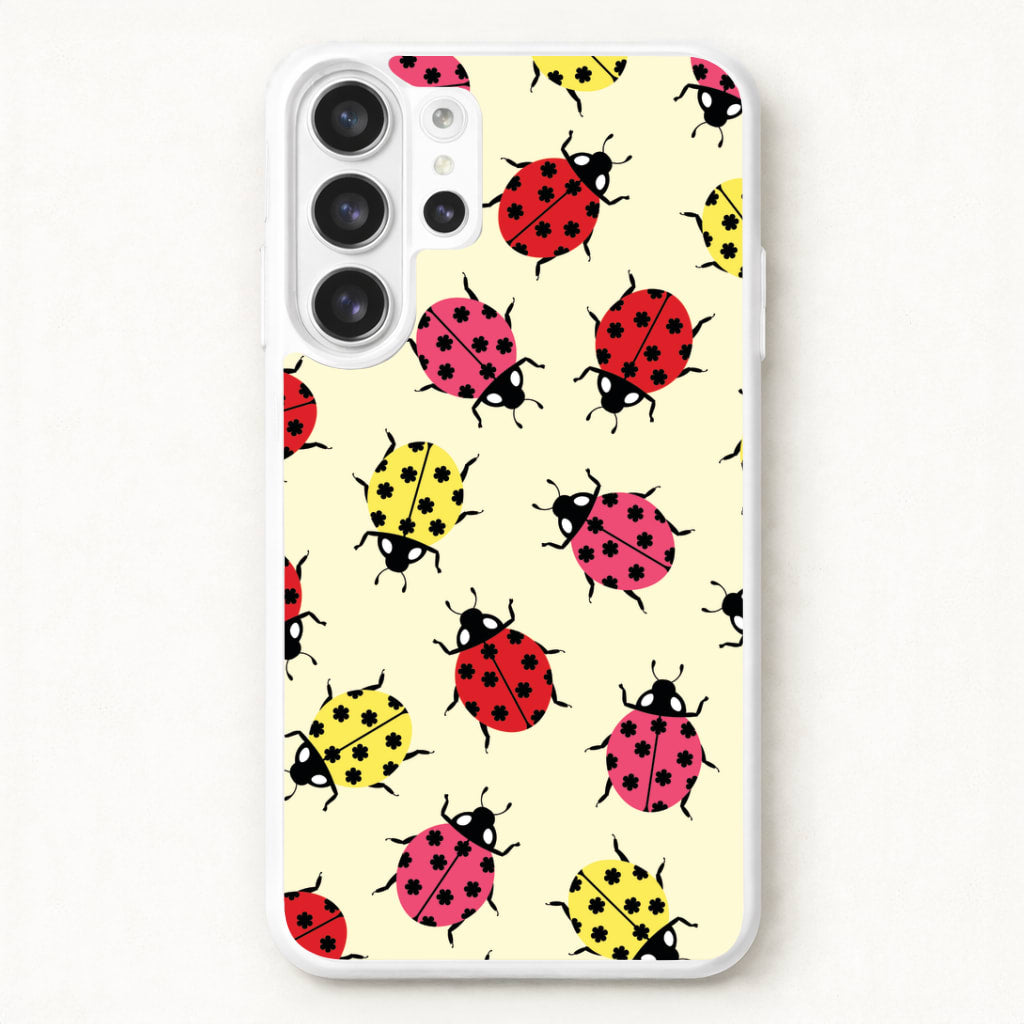 Ladybugs With Flower Spots Pattern Phone Case for Galaxy S26 Ultra