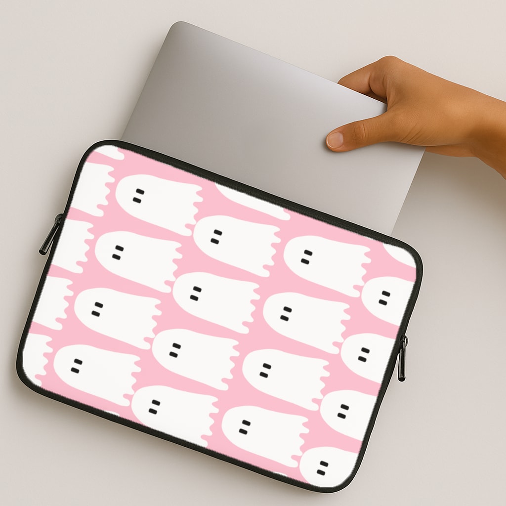 Ghostin - Halloween MacBook Case