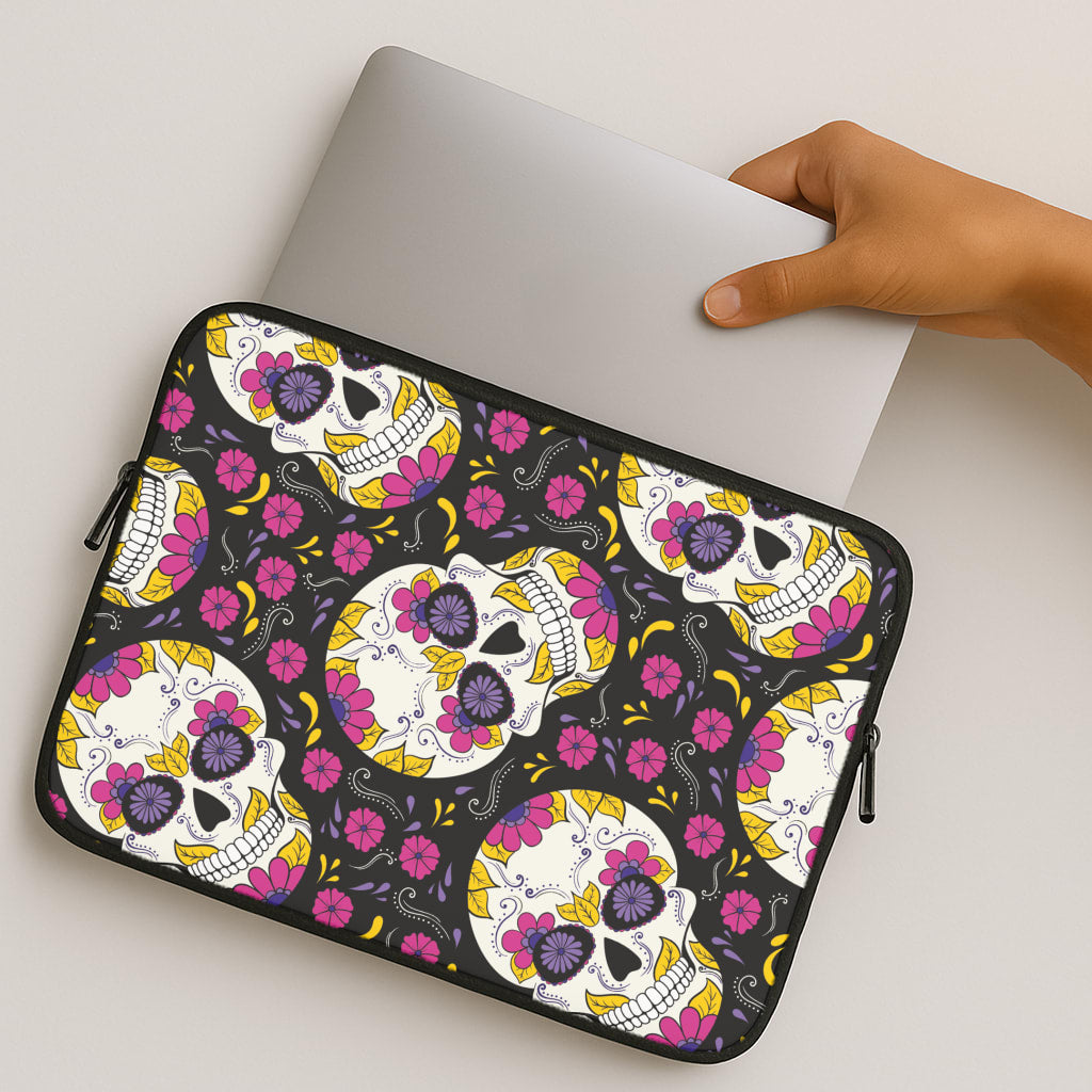 Calavera Pattern - Halloween MacBook Case