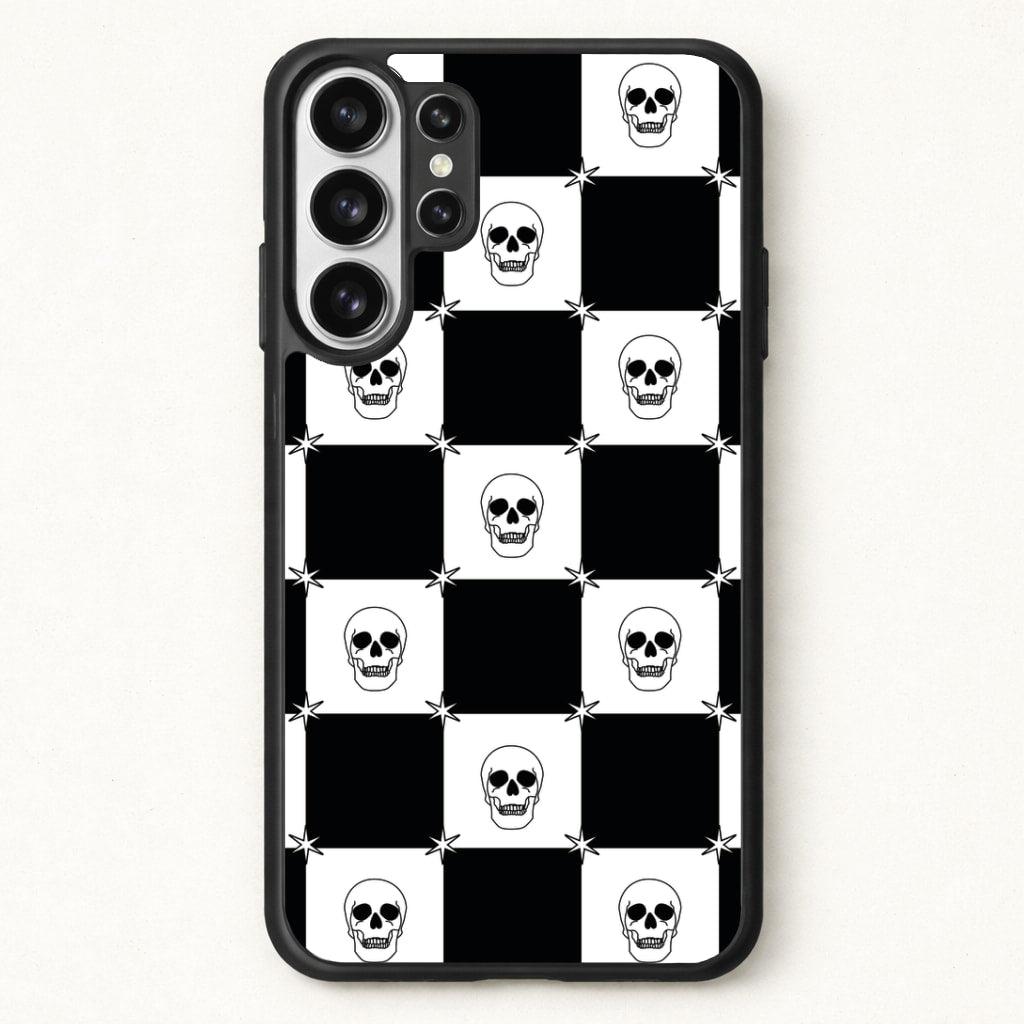 Checkered Skulls Pattern Phone Case for Galaxy S26 Ultra