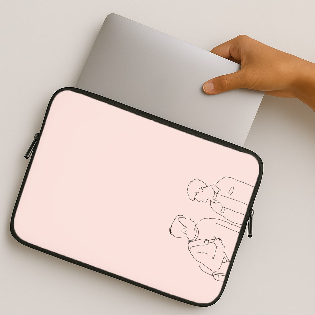 Outline - Heart TV MacBook Case