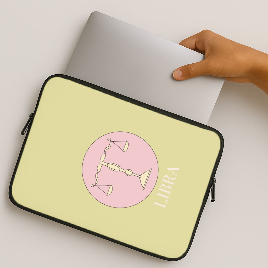 Libra - Tarot Cards MacBook Case
