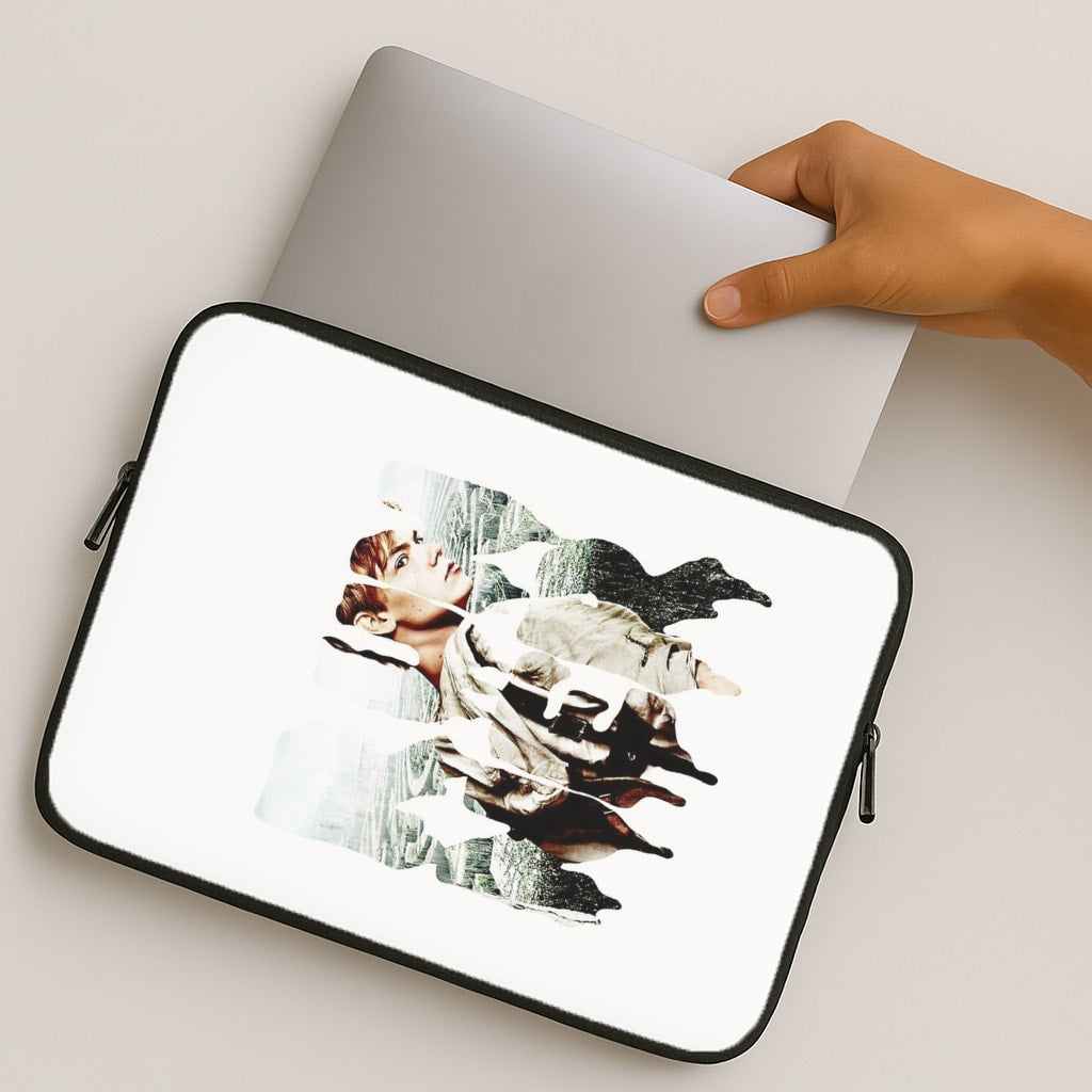 Runner - Newt - Maze MacBook Case