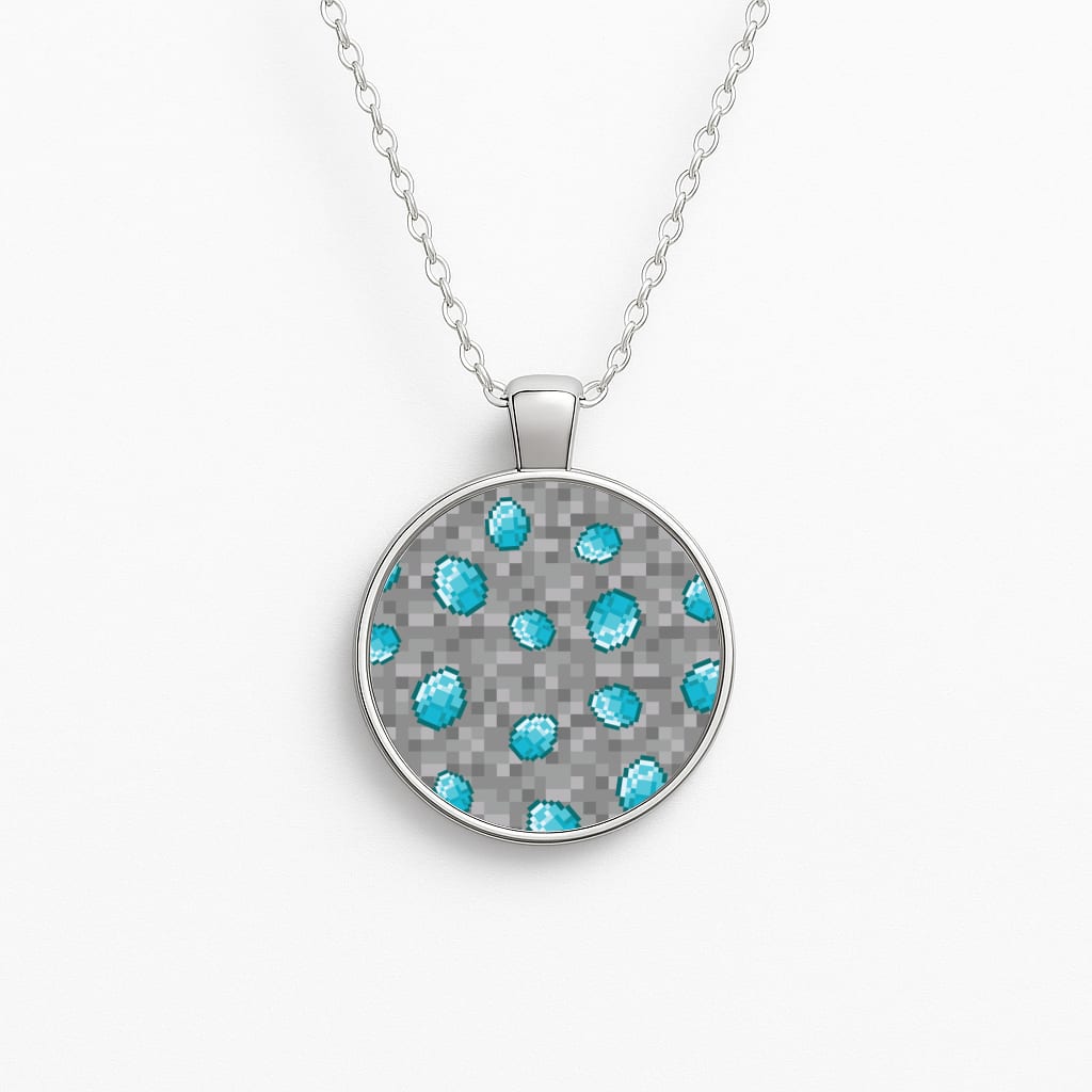 Diamond Pattern Circle Necklace