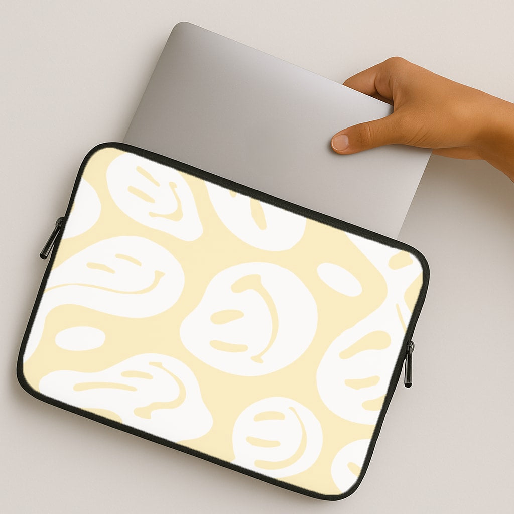 Trippn Smiley - Yellow MacBook Case