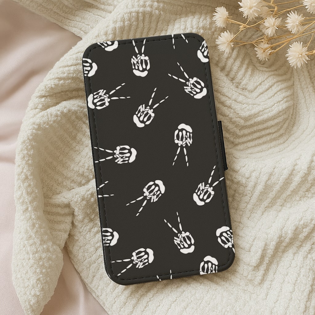 Skeleton Fingers - Halloween Wallet Phone Case