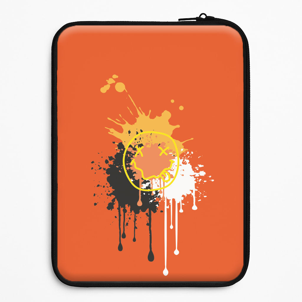 Orange Graffiti - Skate Aesthetic Universal Laptop Sleeve