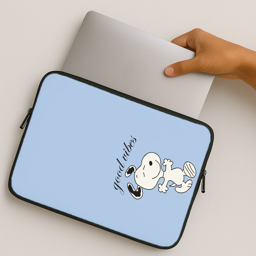Good Vibes Cartoon Beagle MacBook Case