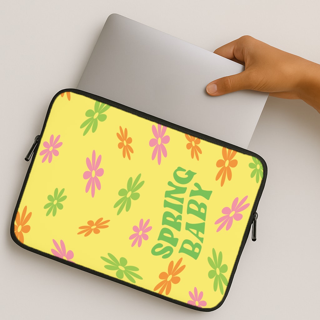 Spring Baby Retro Pattern MacBook Case