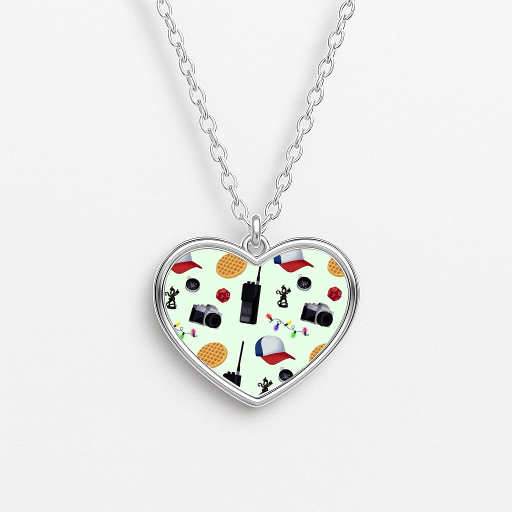 Cartoon Stranger Object Heart Necklace