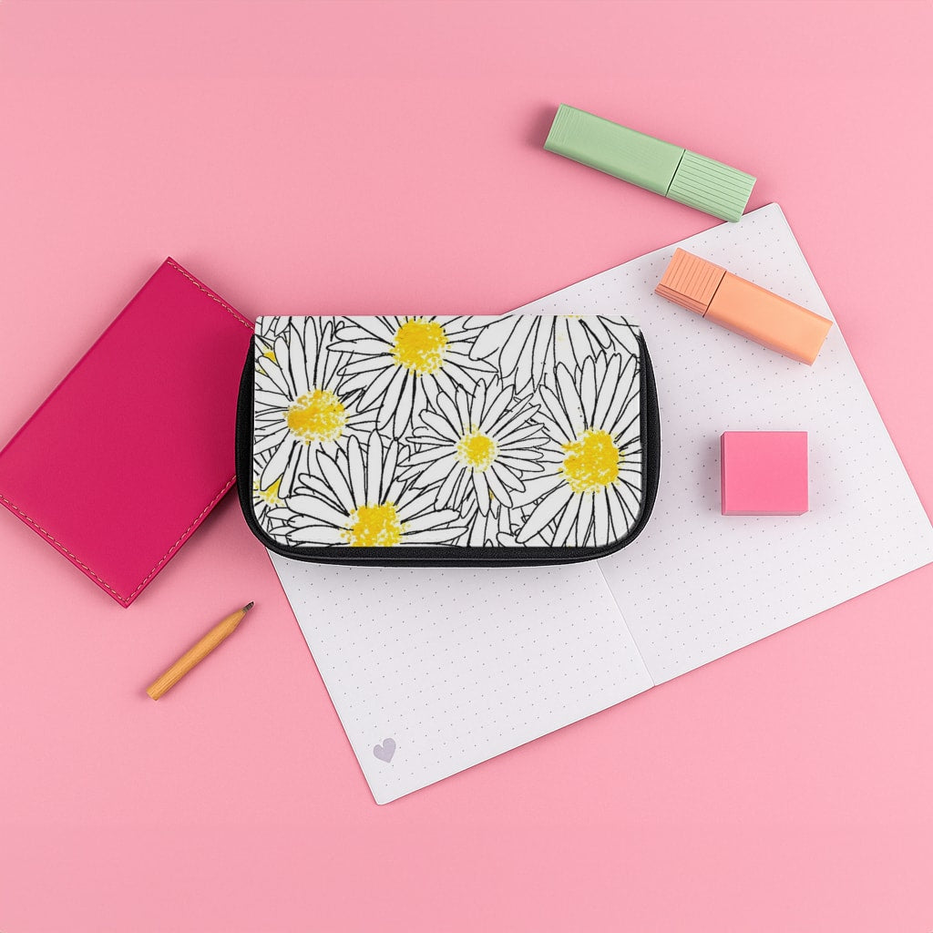 Cute Daisy Pattern Pencil Case