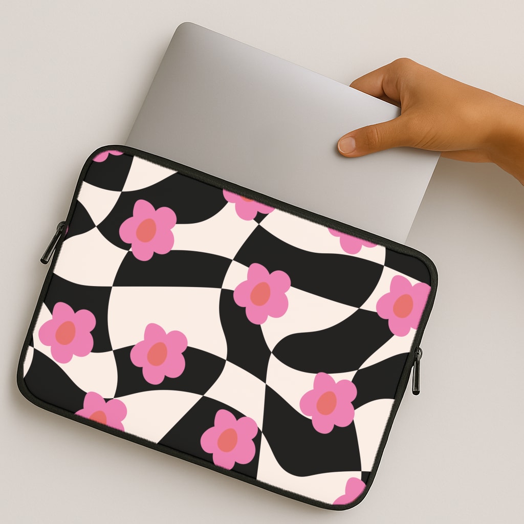Checkboard Flowers - Trippy Patterns MacBook Case