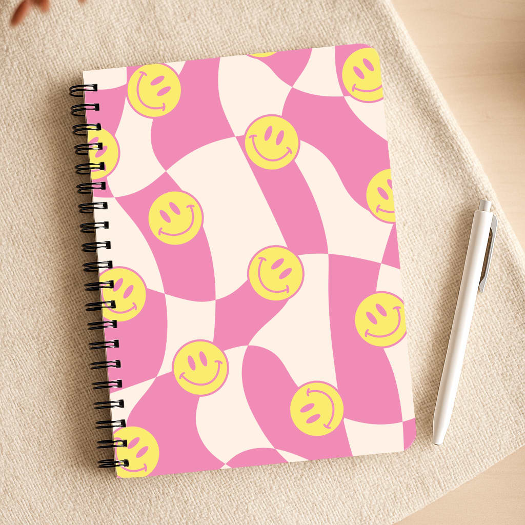 Smiley Checkboard - Trippy Patterns Notepad