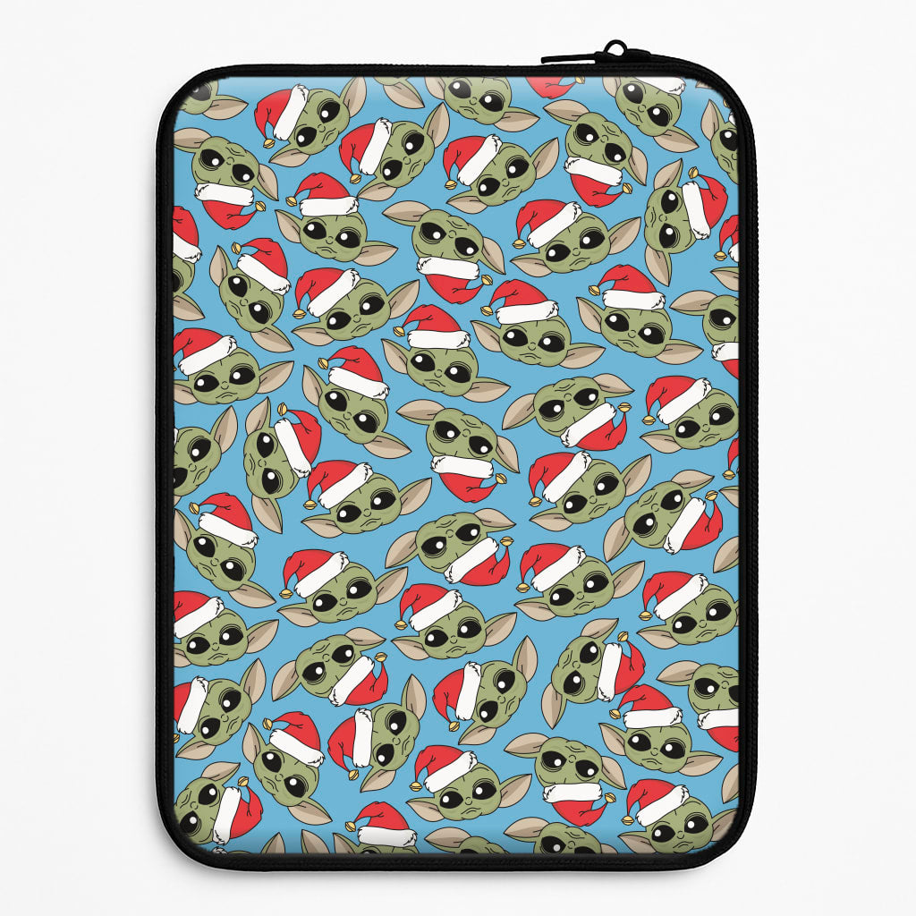 Baby Yoda Christmas Pattern Laptop Sleeve