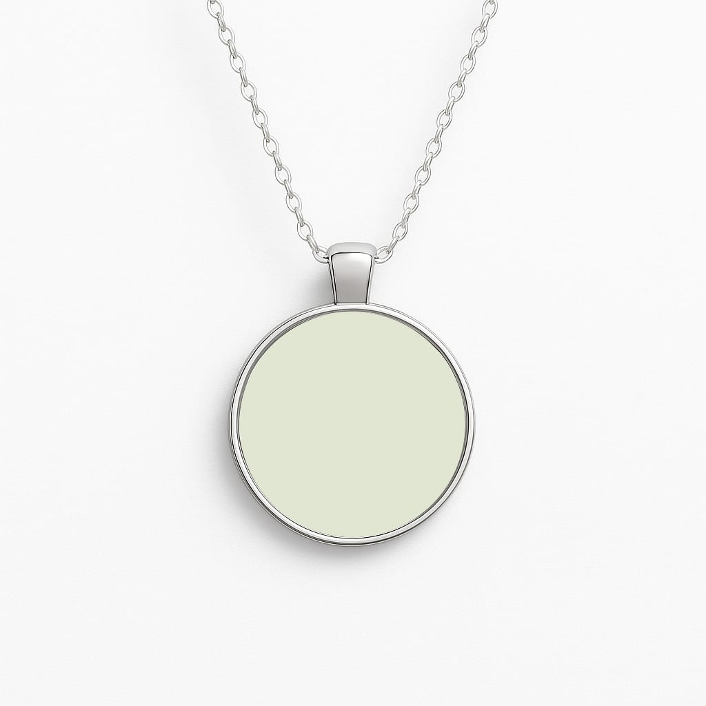 Who Run The World - Queen B Circle Necklace